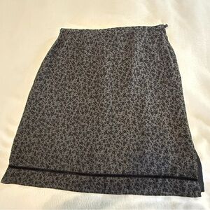 Vintage Liz Claiborne Black and Gray Floral Skirt.